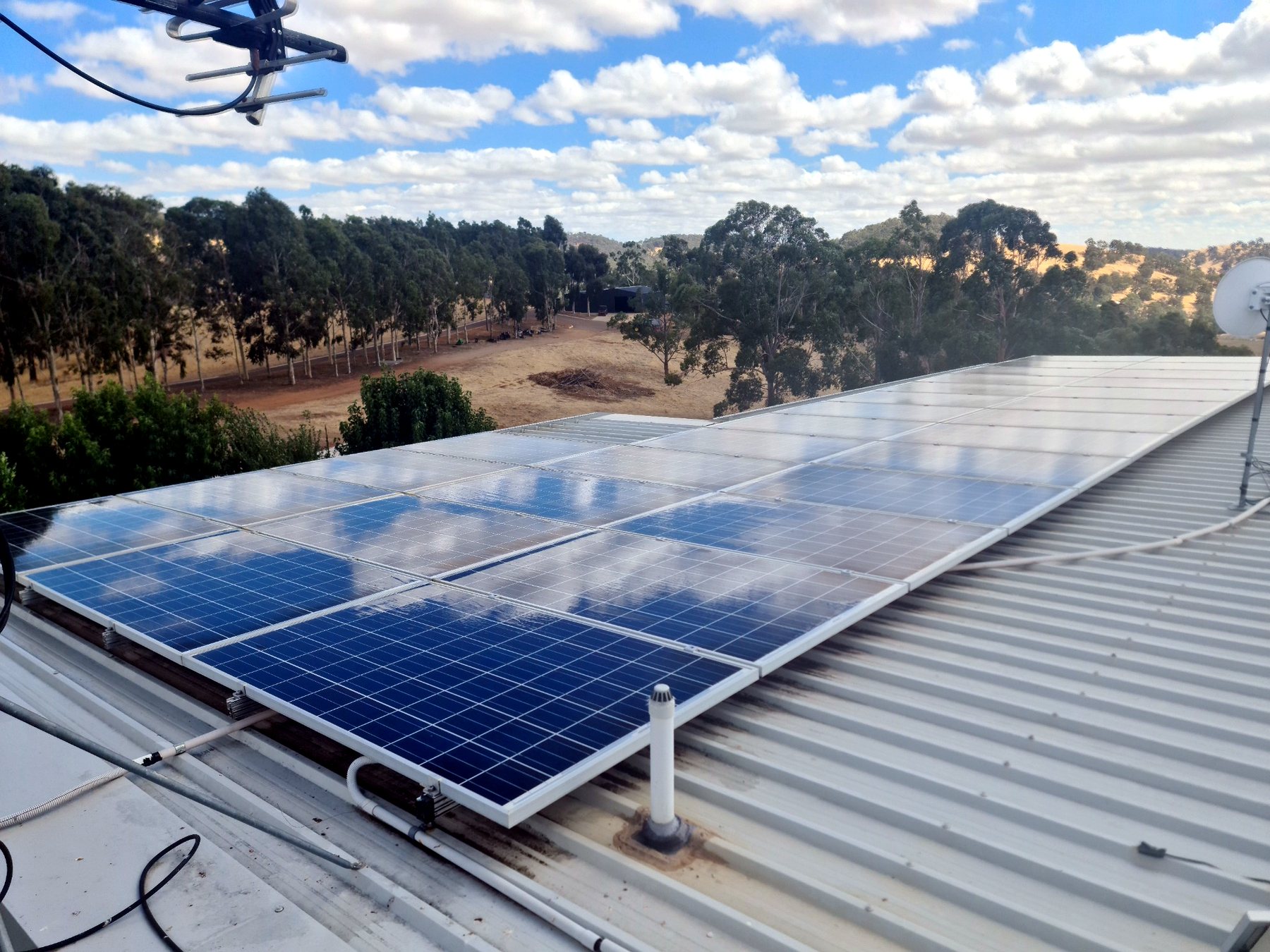 Clean solar panels